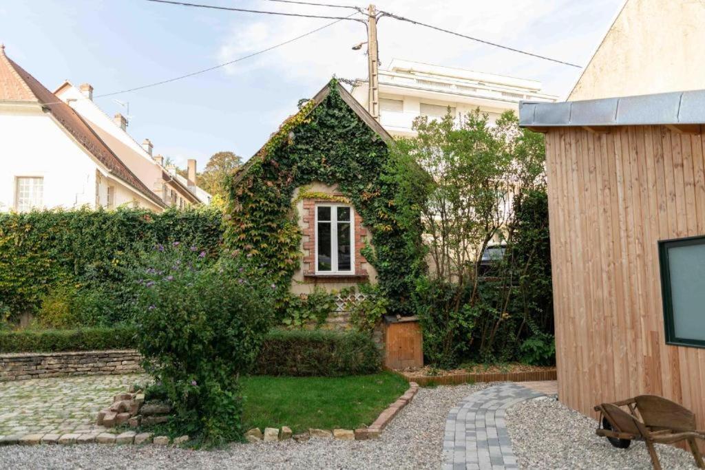Le Parc Du Magnolia Bed & Breakfast Montbeliard Bagian luar foto